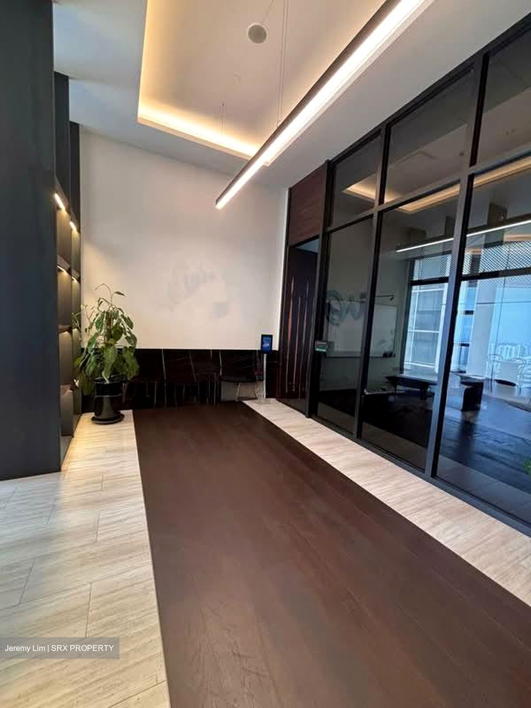 One Raffles Place (D1), Office #556553801
